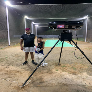 Best Cricket Bowling Machine In Delhi