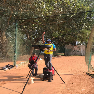 Economical Cricket Bowling Machine For Players