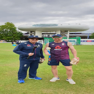 World Cup Winning Team England Coach Duo- Trevor Bayliss, Paul Collingwood, RoboArm Cricket Ball Thrower Specialist