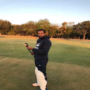 YOUSUF PATHAN PRACTICES WITH ROBOARM BALL THROWER